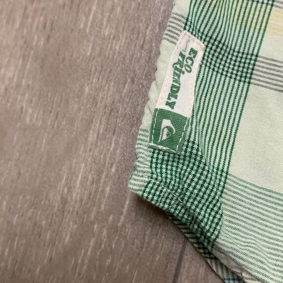 Mens Quiksilver Plaid Eco Friendly Button Down Shortsleeve Shirt - Picture 3 of 7